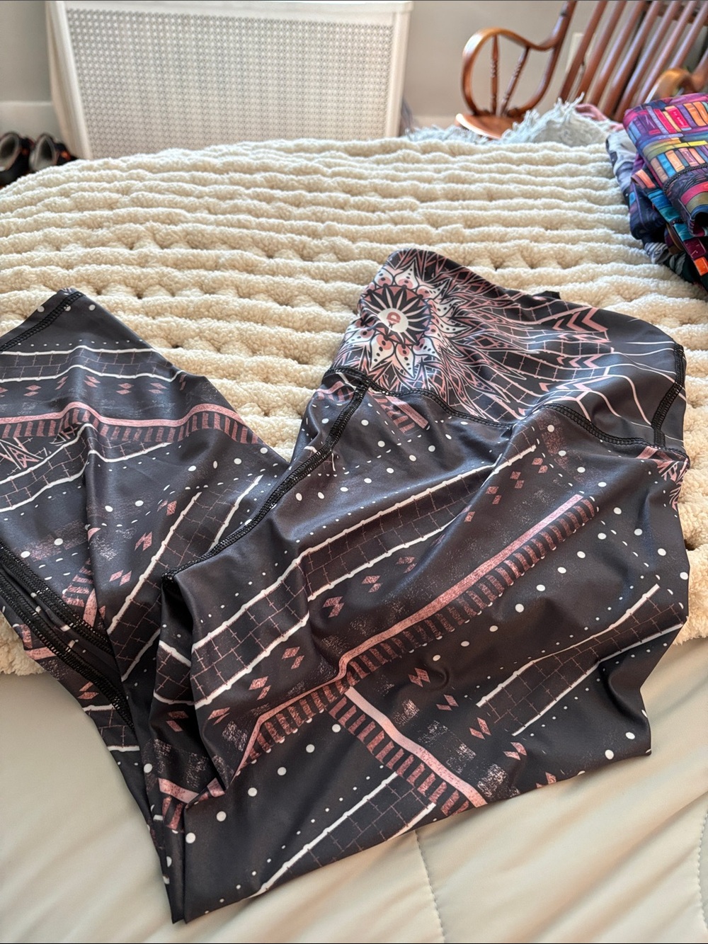 Black and Rose Printed Leggings